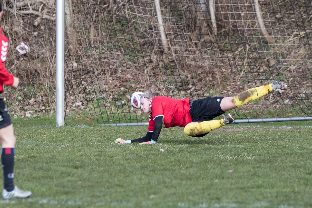 Bild 162 - F Rot Schwarz Kiel - SV Henstedt Ulzburg 2 : Ergebnis: 1:1